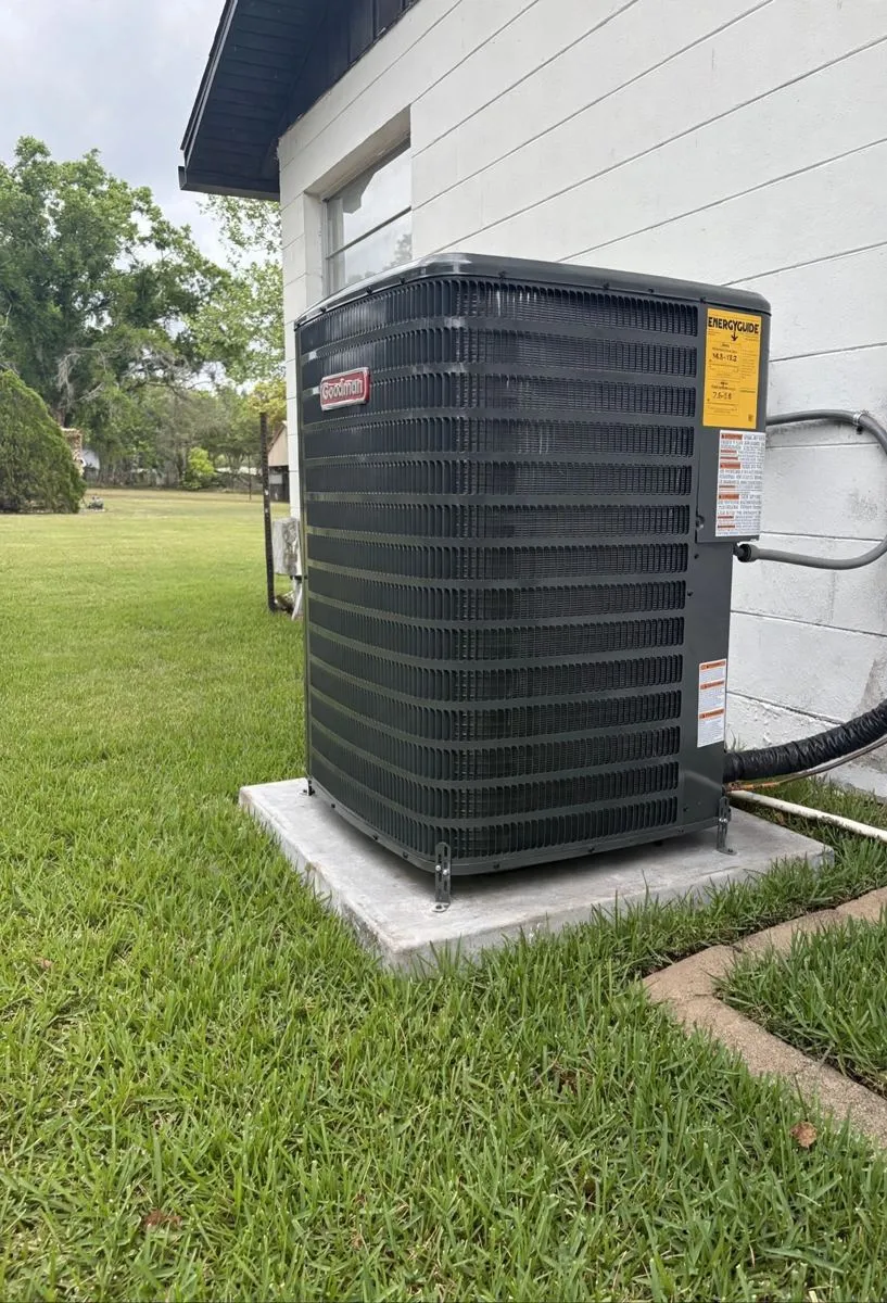 AC Humming But the Fan Won’t Spin?