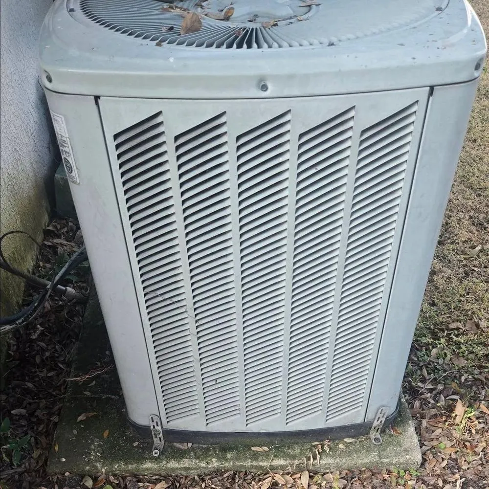 Older outdoor AC unit that stopped cooling at a Tampa home