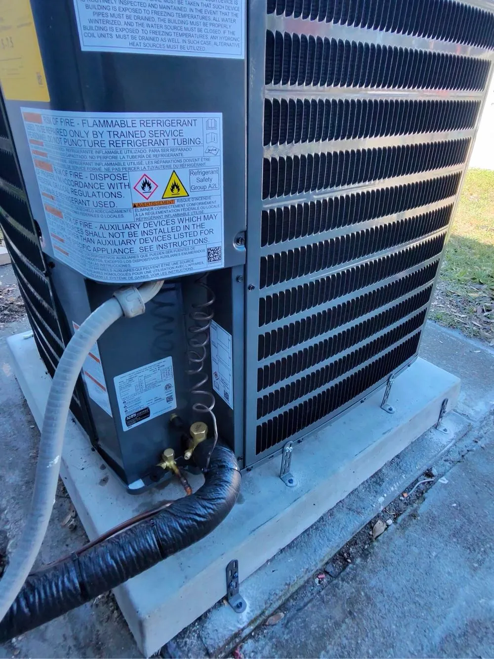 New condenser installed by Mendoza Heating and Air in Valrico, FL
