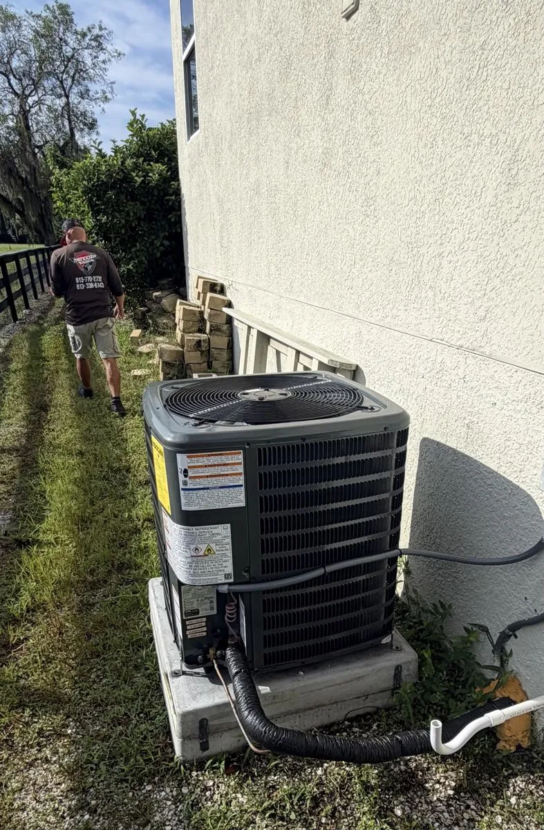 New condenser installed by Mendoza Heating and Air in Northdale, FL