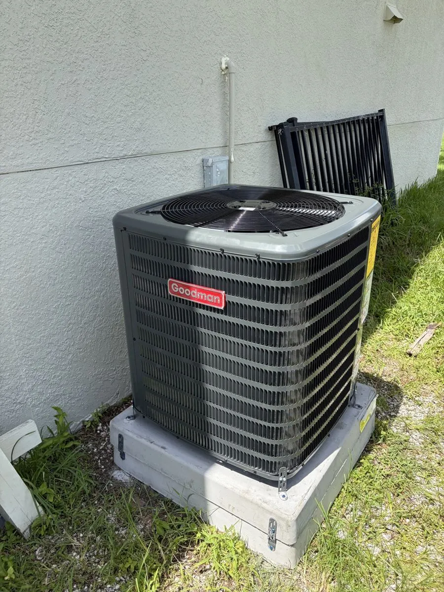 New Goodman condenser installed by Mendoza Heating and Air